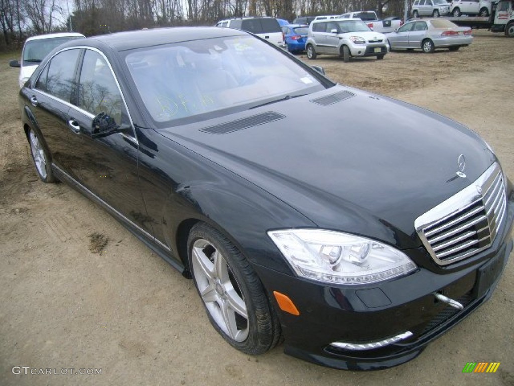 2011 S 550 4Matic Sedan - Magnetite Black Metallic / Cashmere/Savanah photo #1