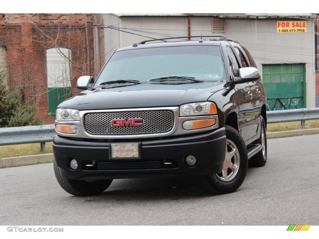 2004 Yukon Denali AWD - Onyx Black / Sandstone photo #1