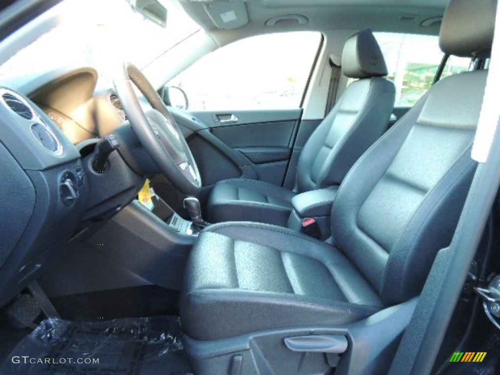 Charcoal Interior 2011 Volkswagen Tiguan S 4Motion Photo #76945660