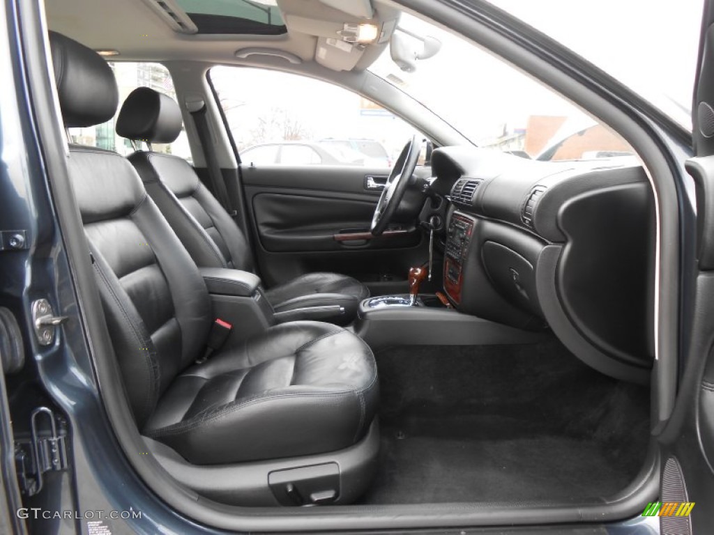 2004 Volkswagen Passat GLX 4Motion Wagon Front Seat Photo #76945732