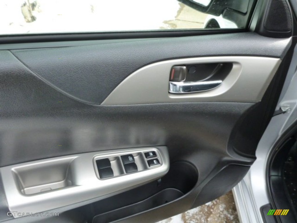 2010 Impreza 2.5i Premium Wagon - Spark Silver Metallic / Carbon Black photo #14