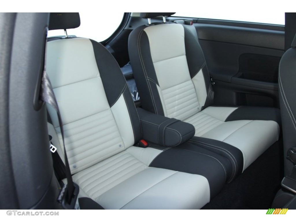 R-Design Off Black/Calcite Interior 2013 Volvo C30 T5 R-Design Photo #76946763