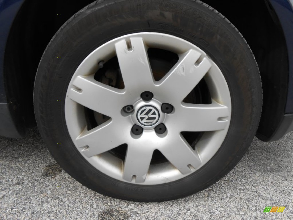 2001 Volkswagen Passat GLX Sedan Wheel Photo #76948230