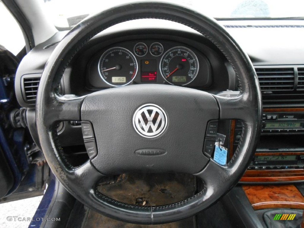 2001 Volkswagen Passat GLX Sedan Steering Wheel Photos
