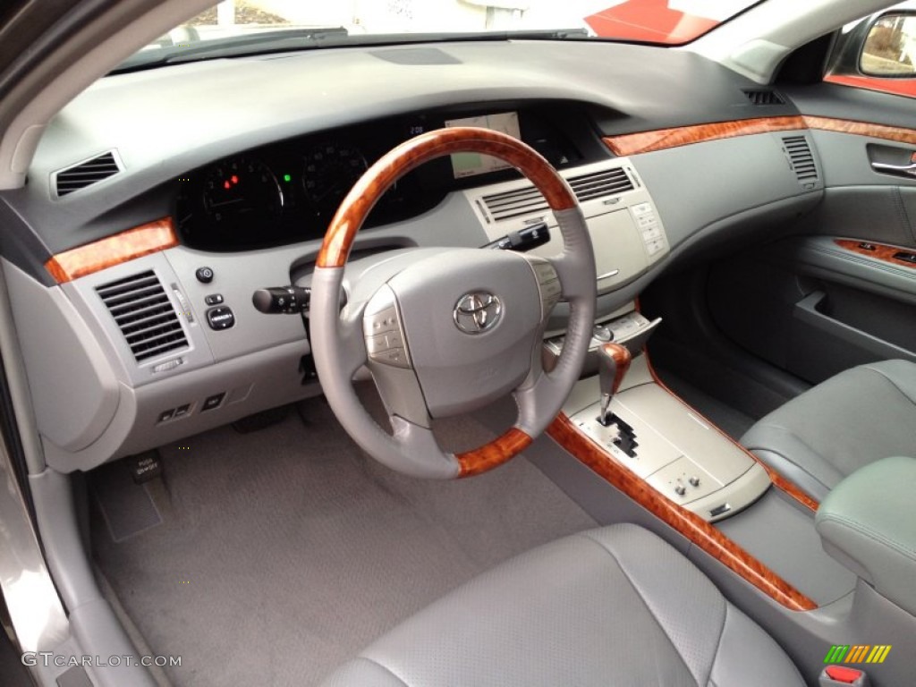 Light Gray Interior 2006 Toyota Avalon Limited Photo #76948621