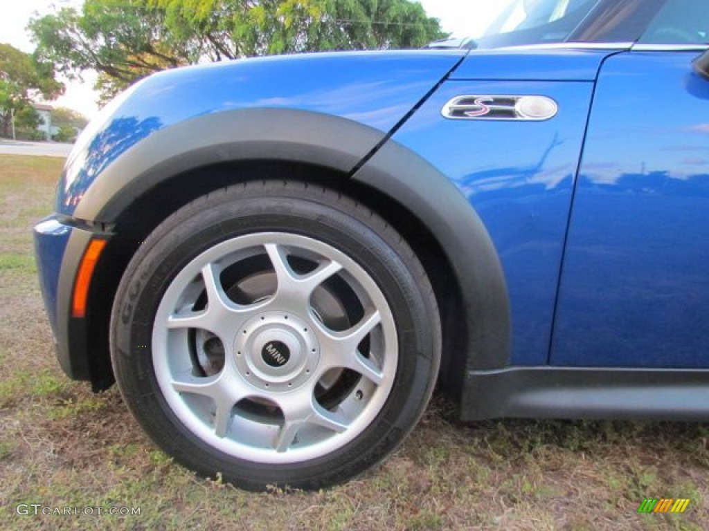 2006 Cooper S Hardtop - Hyper Blue Metallic / Black/Panther Black photo #20