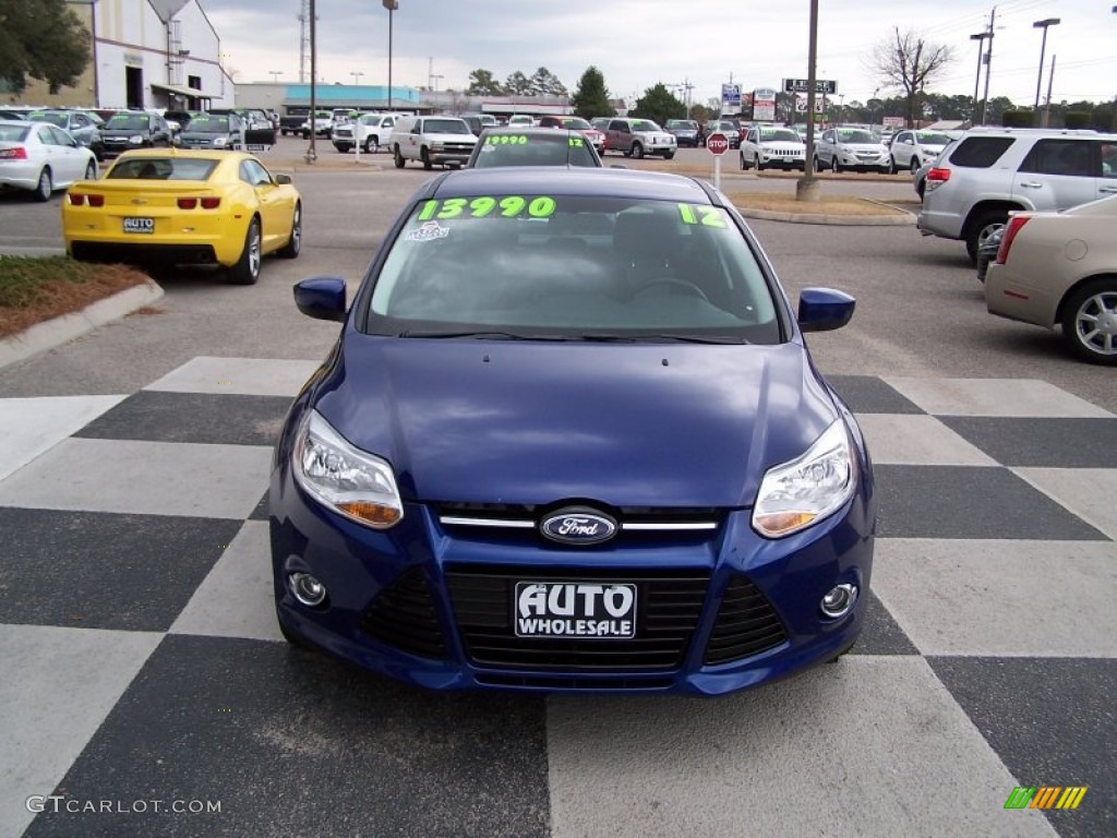 2012 Focus SE Sport 5-Door - Sonic Blue Metallic / Two-Tone Sport photo #2