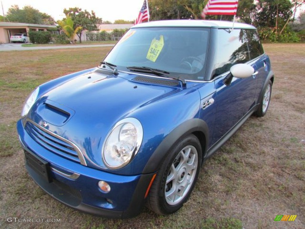 2006 Cooper S Hardtop - Hyper Blue Metallic / Black/Panther Black photo #64