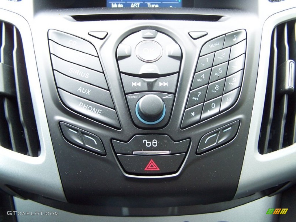 2012 Ford Focus SE Sport 5-Door Controls Photo #76951891