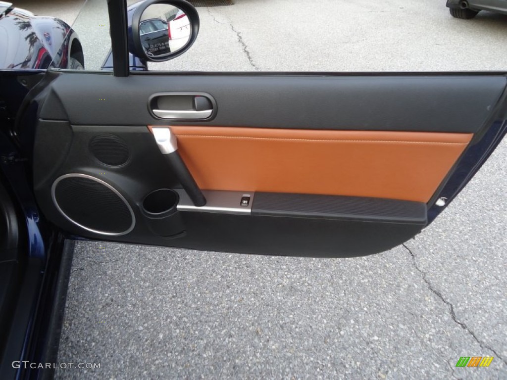 2008 Mazda MX-5 Miata Grand Touring Hardtop Roadster Saddle Brown Door Panel Photo #76952154