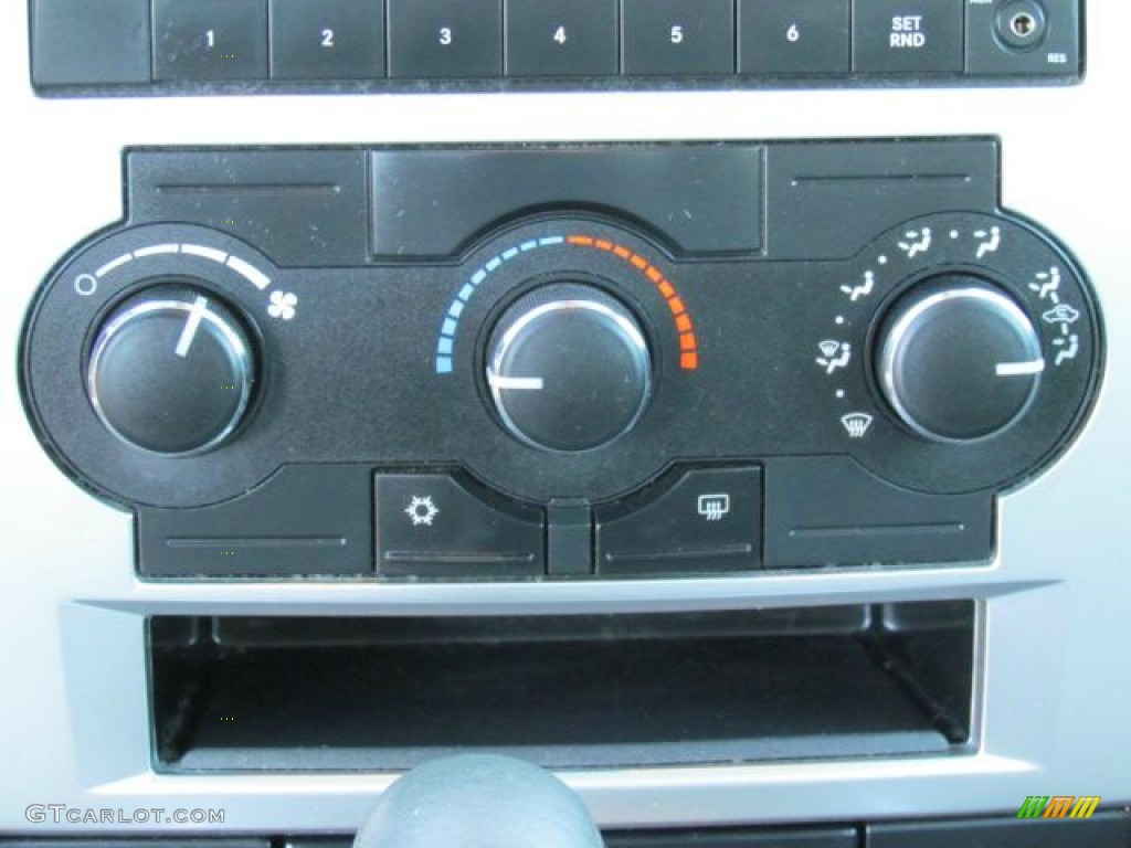 2009 Dodge Charger SE Controls Photo #76952672