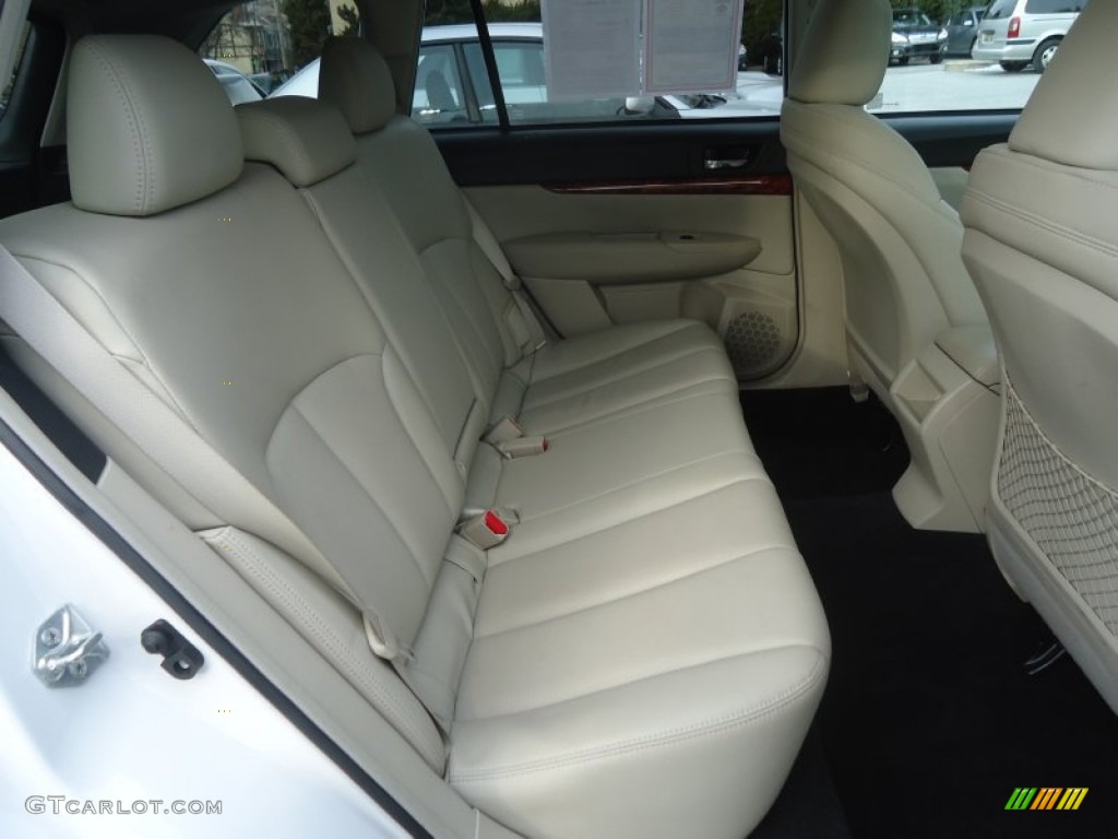 2010 Subaru Outback 3.6R Limited Wagon Rear Seat Photos