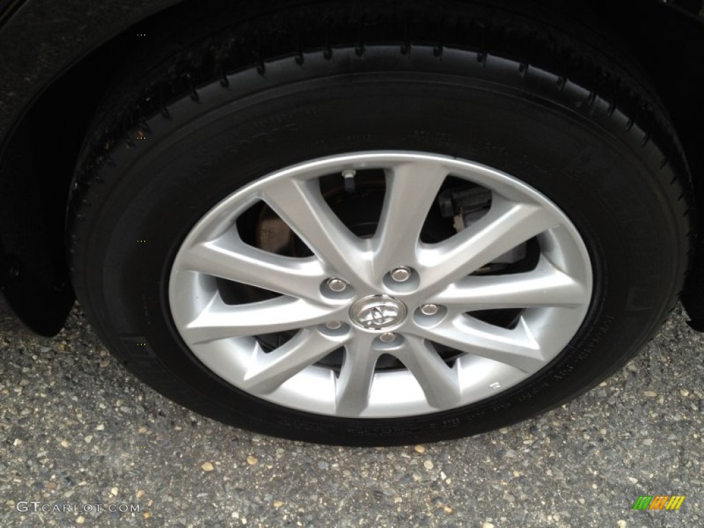 2010 Toyota Camry XLE V6 Wheel Photo #76953655