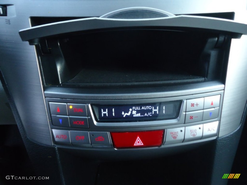 2010 Subaru Outback 3.6R Limited Wagon Controls Photos