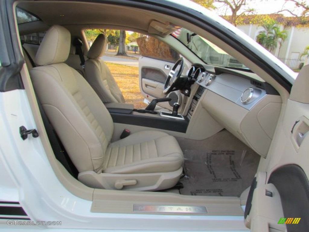 2007 Mustang GT Premium Coupe - Performance White / Medium Parchment photo #31