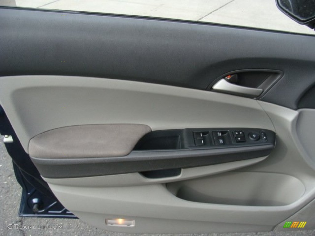 2010 Accord LX-P Sedan - Royal Blue Pearl / Gray photo #4
