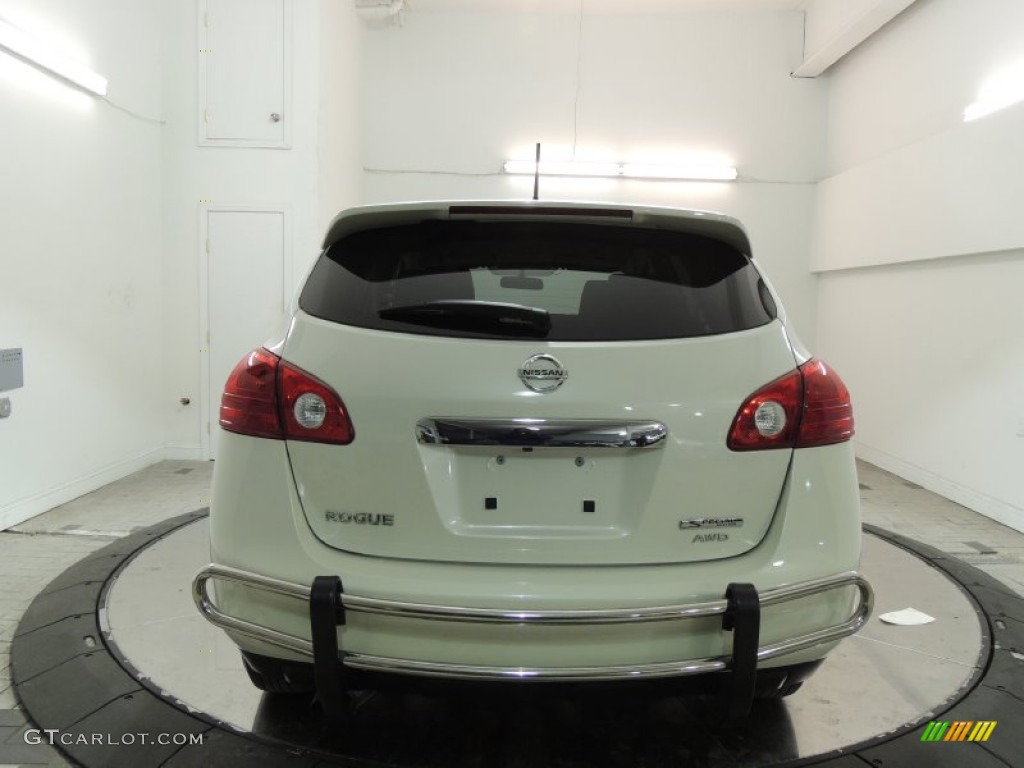 2012 Rogue S Special Edition AWD - Pearl White / Black photo #5