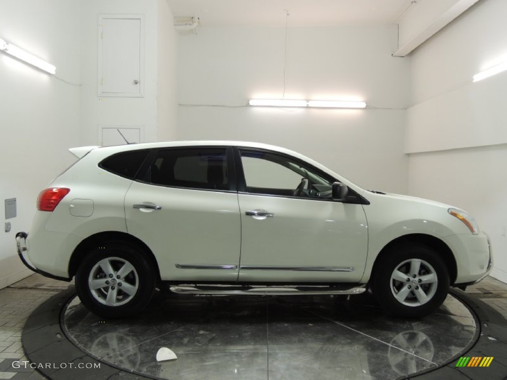2012 Rogue S Special Edition AWD - Pearl White / Black photo #7