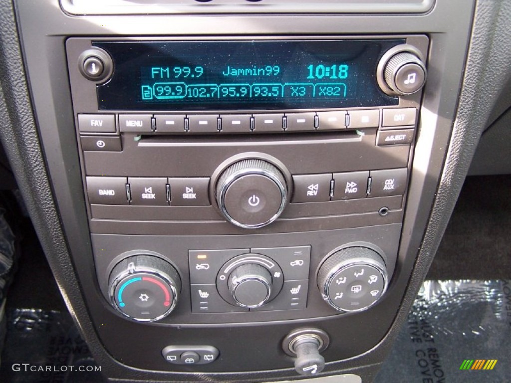 2011 Chevrolet HHR LT Controls Photo #76957876