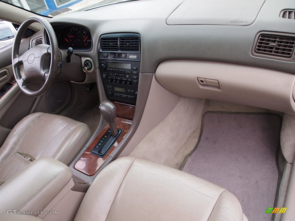 1997 ES 300 - Diamond White Pearl / Ivory photo #16