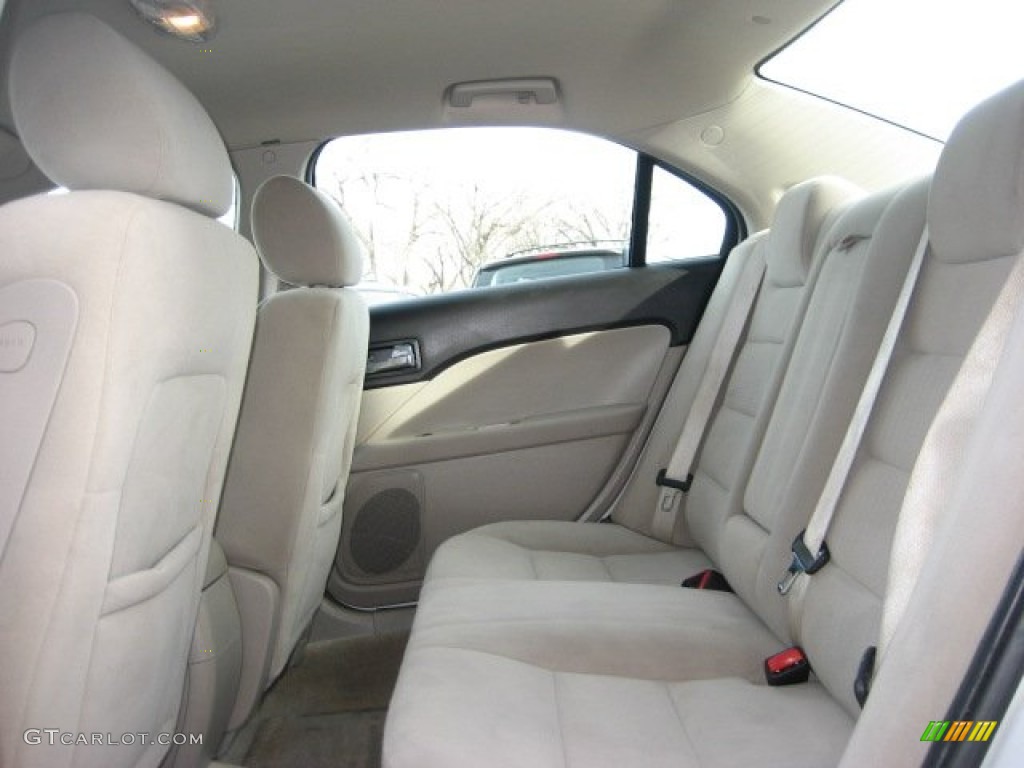 2008 Ford Fusion SE V6 Rear Seat Photo #76959015
