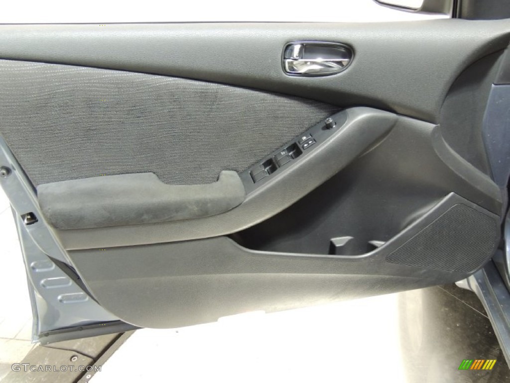2010 Nissan Altima 2.5 S Charcoal Door Panel Photo #76959715