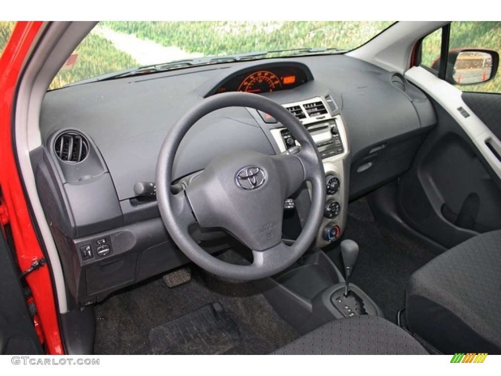 Dark Charcoal Interior 2009 Toyota Yaris 3 Door Liftback Photo #76962217