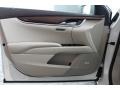 White Diamond Tricoat - XTS Premium FWD Photo No. 11