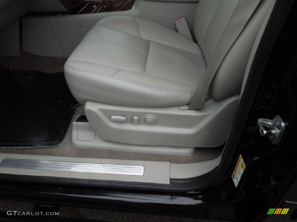 2008 Tahoe LTZ - Black / Light Titanium/Dark Titanium photo #9