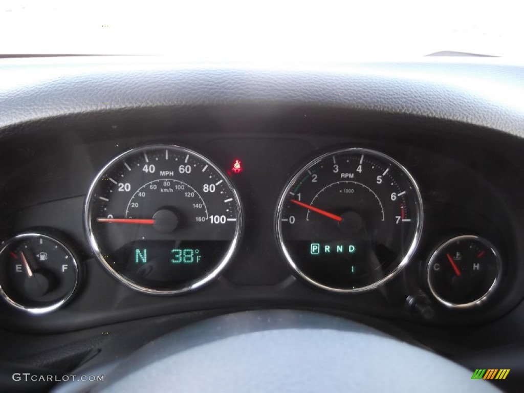 2013 Jeep Wrangler Moab Edition 4x4 Gauges Photo #76969344