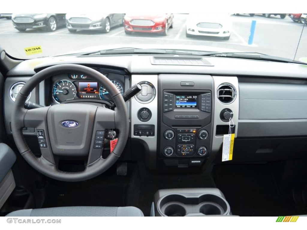 2013 Ford F150 XLT SuperCrew Steel Gray Dashboard Photo #76969522