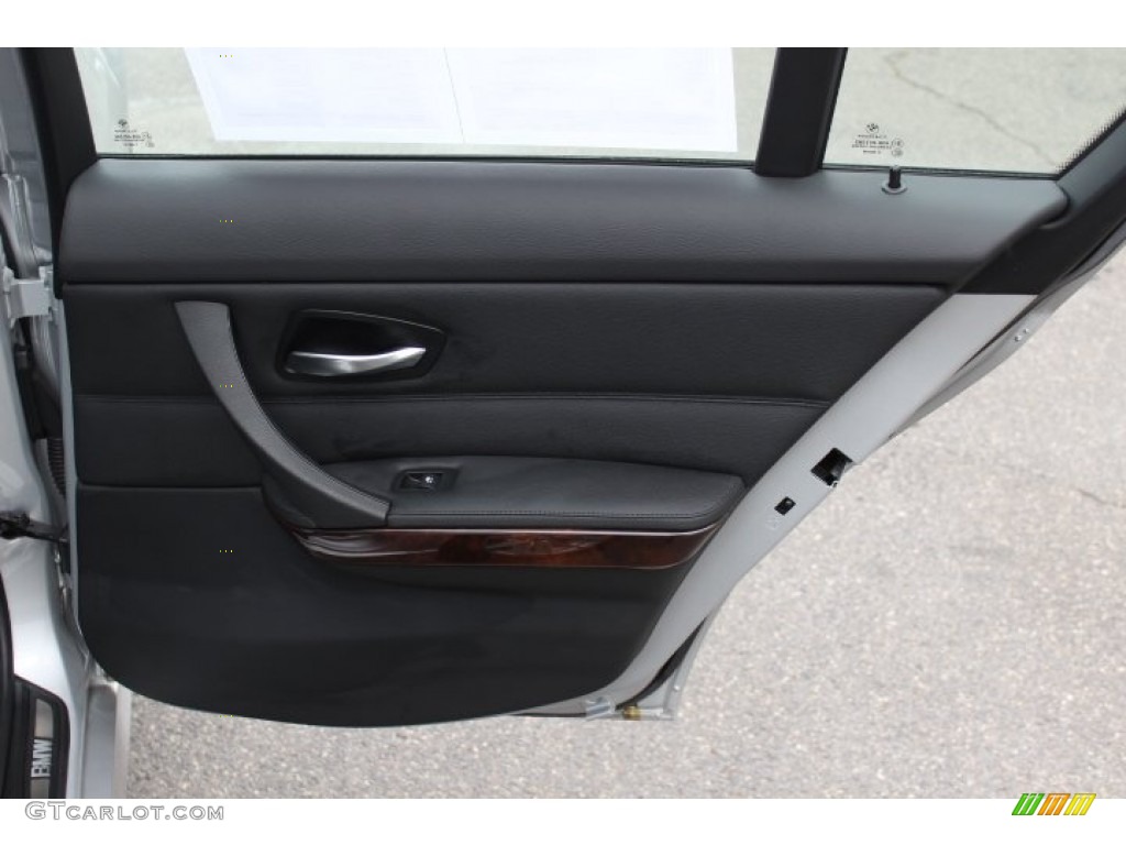 2010 BMW 3 Series 328i xDrive Sedan Black Door Panel Photo #76970050