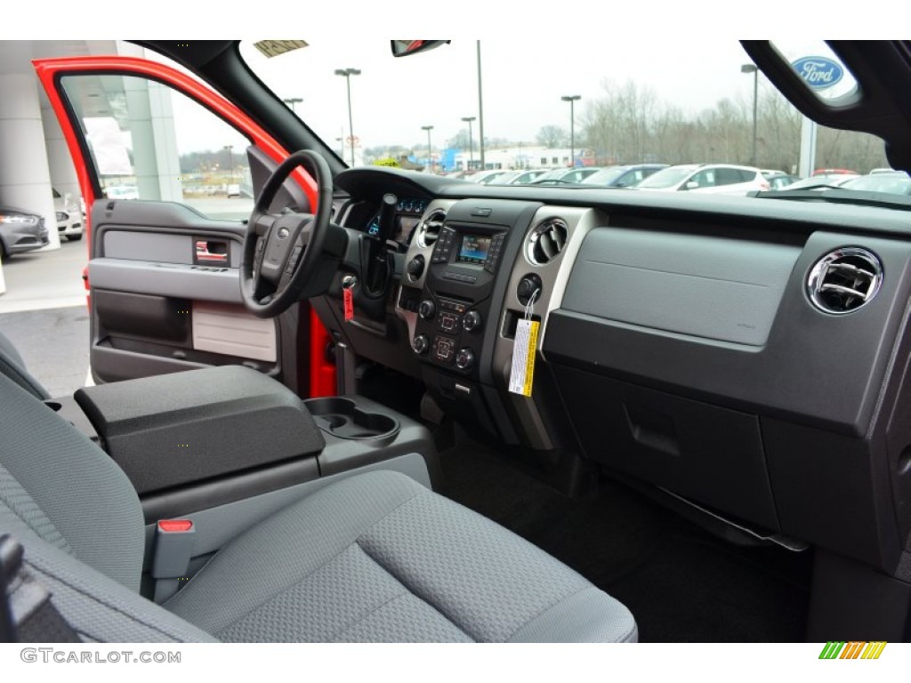 2013 Ford F150 XLT SuperCrew Steel Gray Dashboard Photo #76970366