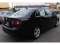 Black Uni - Jetta SE Sedan Photo No. 5
