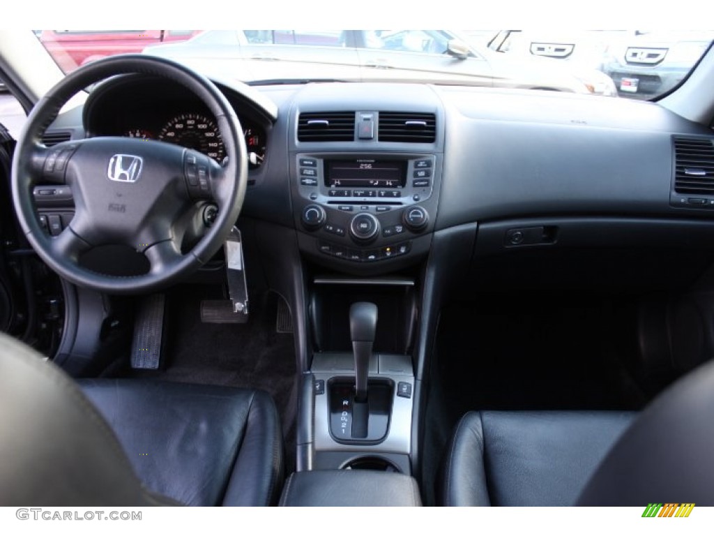 2007 Honda Accord EX-L V6 Sedan Black Dashboard Photo #76970866