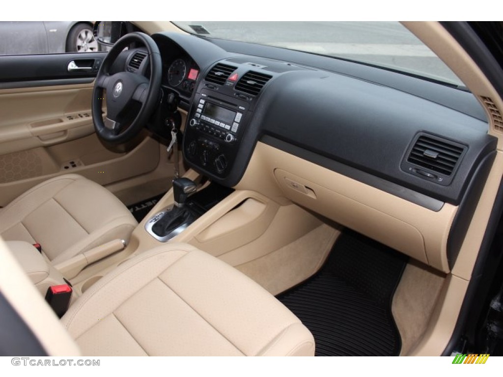2009 Volkswagen Jetta SE Sedan Pure Beige Dashboard Photo #76970882