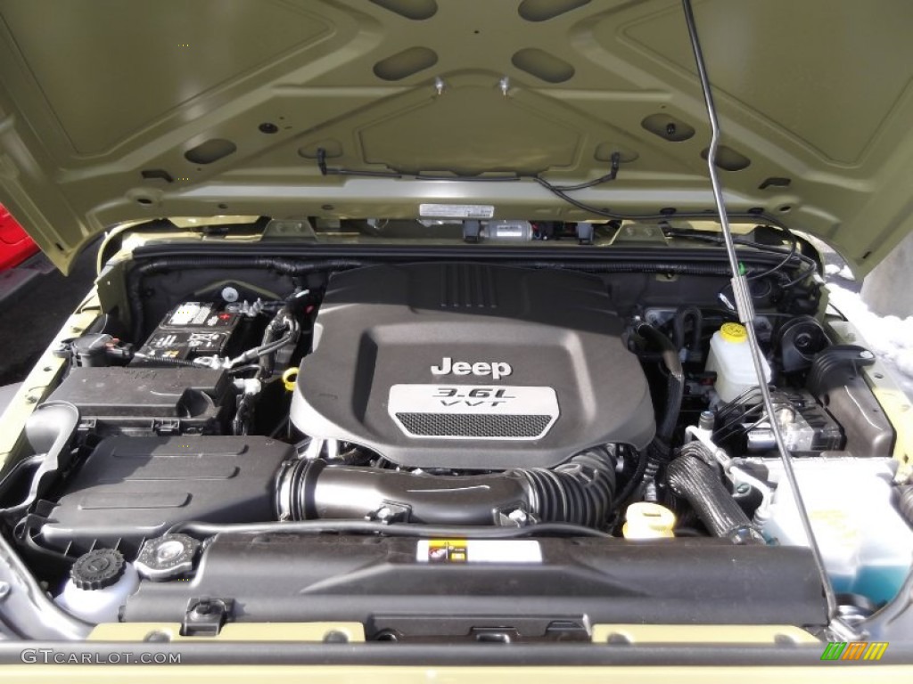 2013 Jeep Wrangler Sport S 4x4 3.6 Liter DOHC 24-Valve VVT Pentastar V6 Engine Photo #76970932