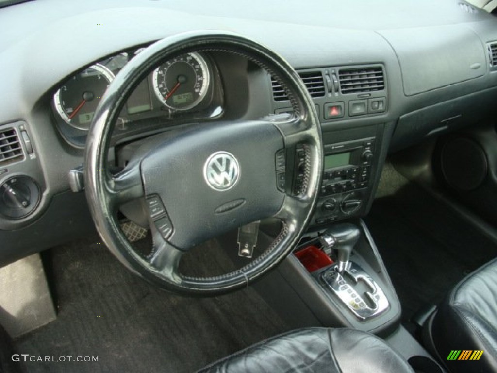 2004 Volkswagen Jetta GLS 1.8T Sedan Black Dashboard Photo #76975495