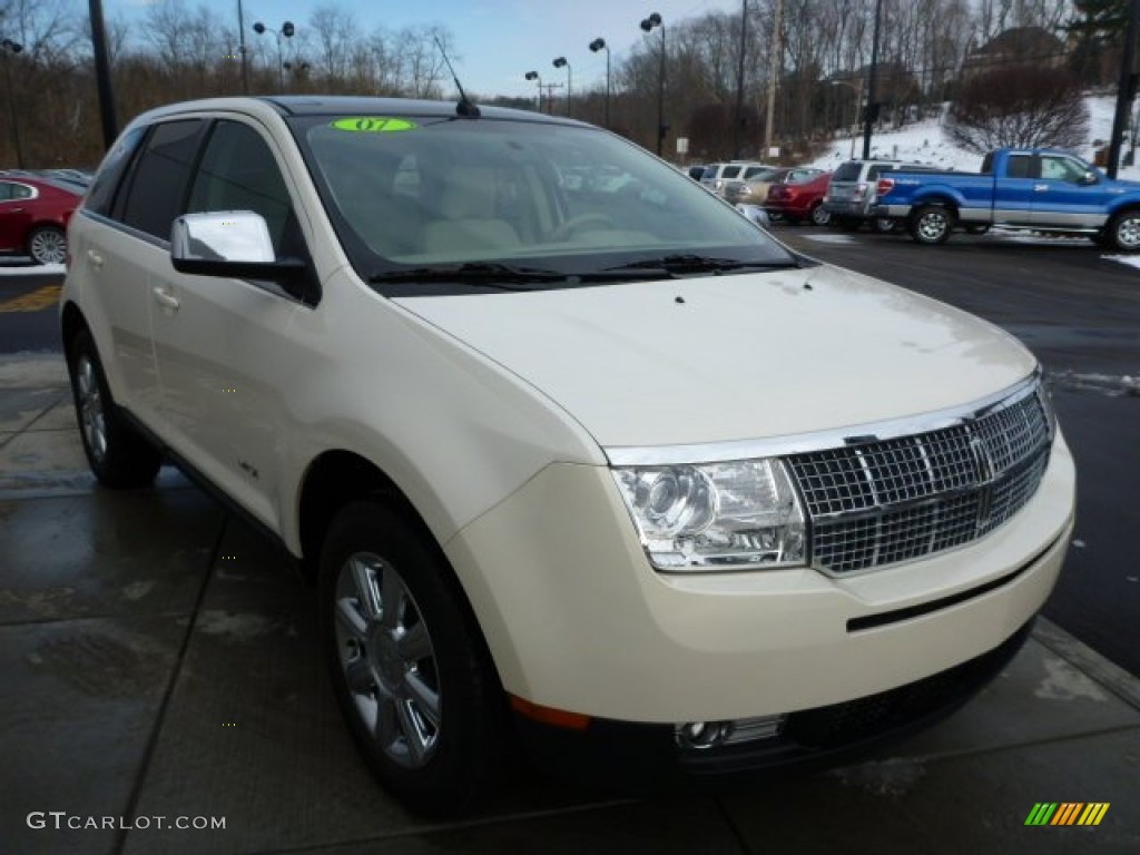White Chocolate Tri Coat 2007 Lincoln MKX Standard MKX Model Exterior Photo #76977164