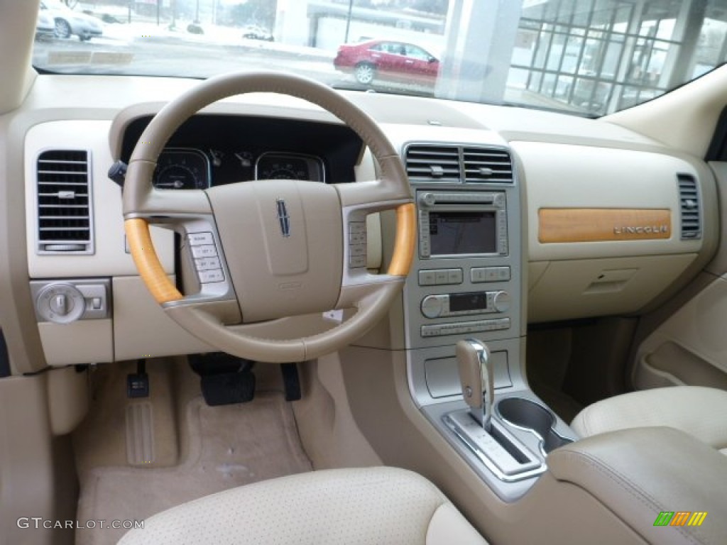 Medium Camel Interior 2007 Lincoln MKX Standard MKX Model Photo #76977308