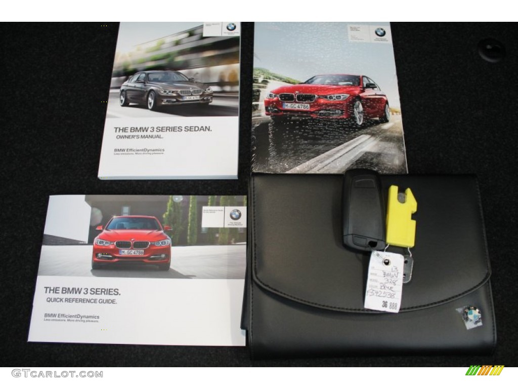 2013 BMW 3 Series 328i xDrive Sedan Books/Manuals Photo #76978047