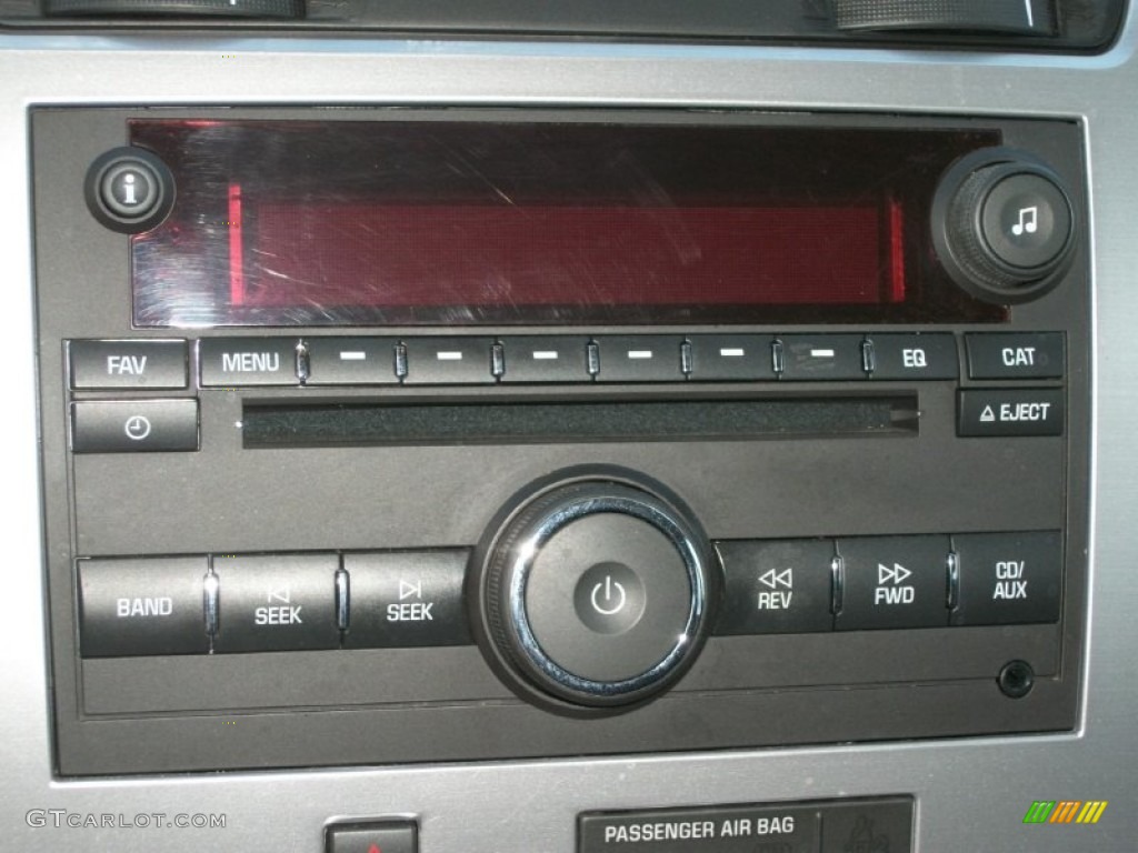 2008 GMC Acadia SLE AWD Audio System Photo #76978166