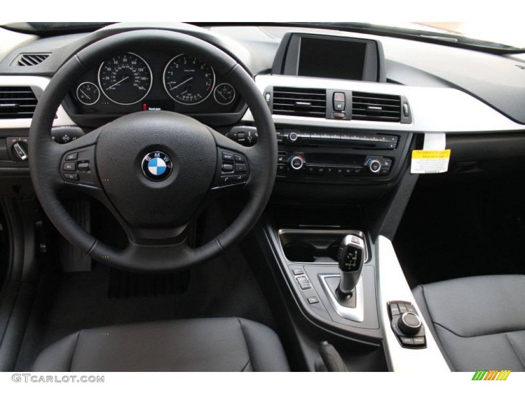 2013 BMW 3 Series 328i xDrive Sedan Black Dashboard Photo #76978441