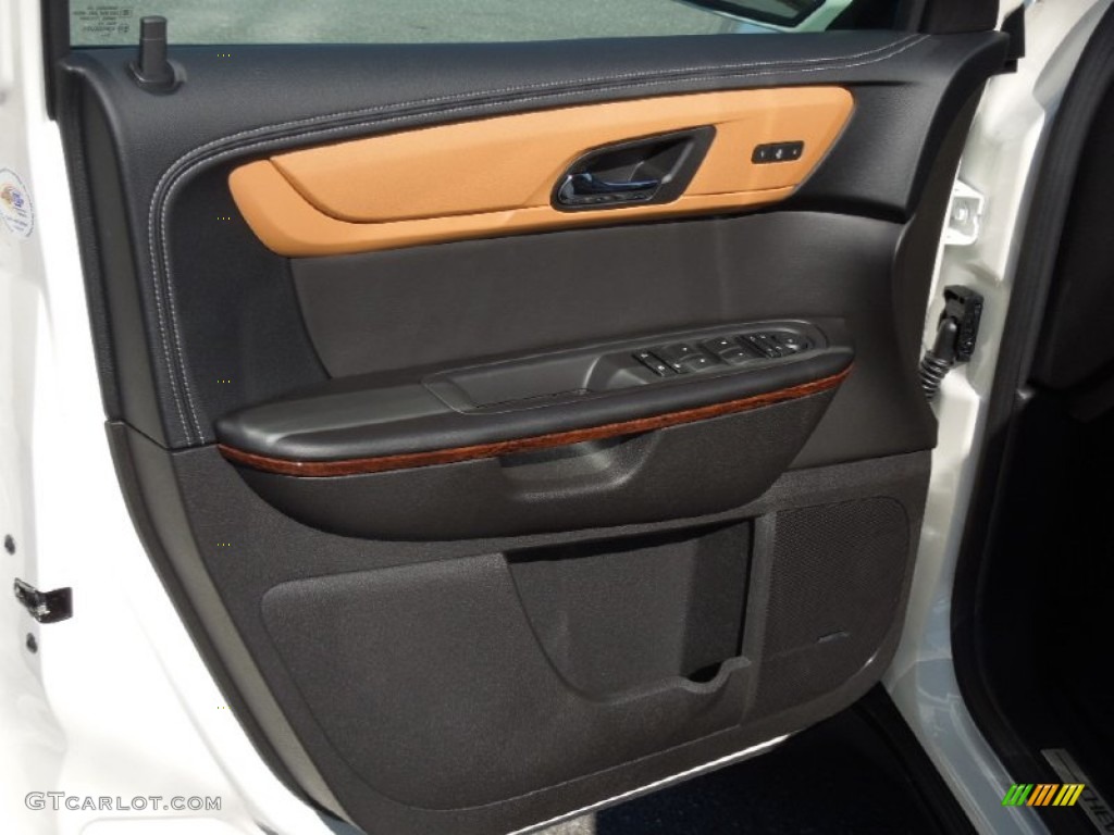 2013 Chevrolet Traverse LTZ Ebony/Mojave Door Panel Photo #76978594