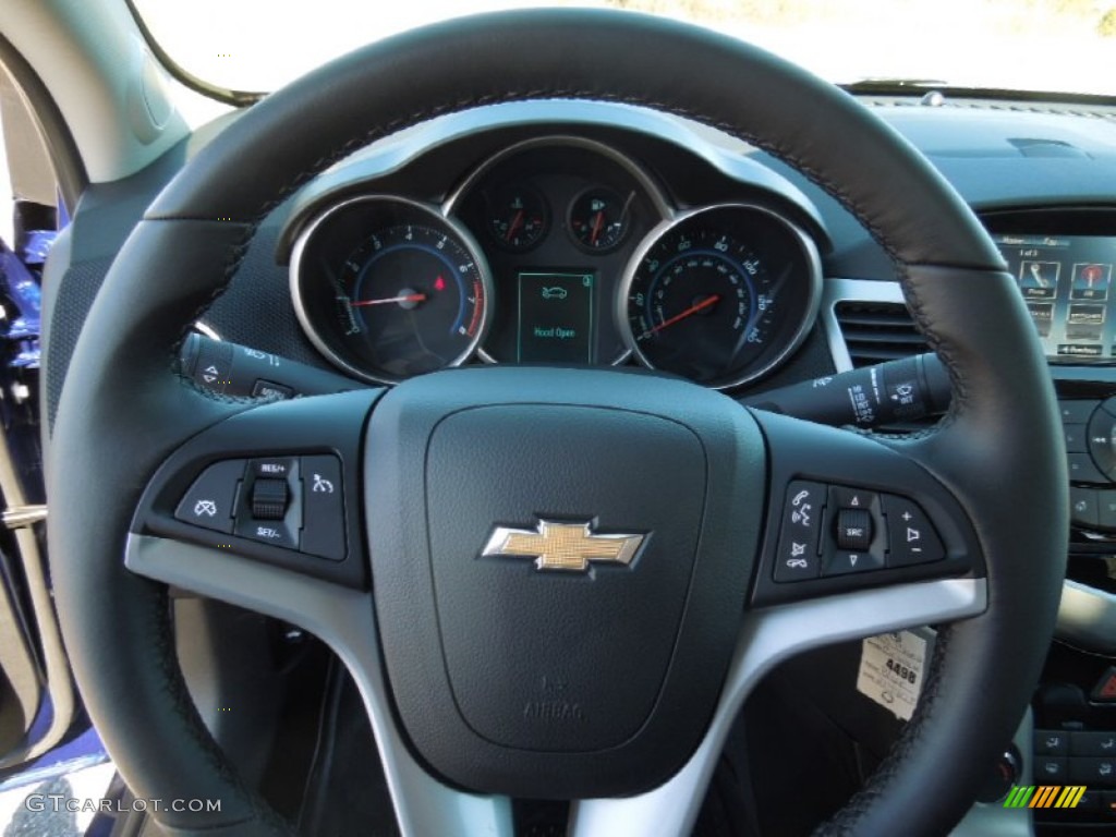 2013 Chevrolet Cruze LT Jet Black Steering Wheel Photo #76978993
