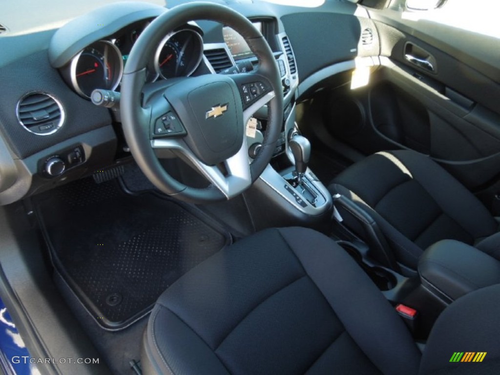 Jet Black Interior 2013 Chevrolet Cruze LT Photo #76979086