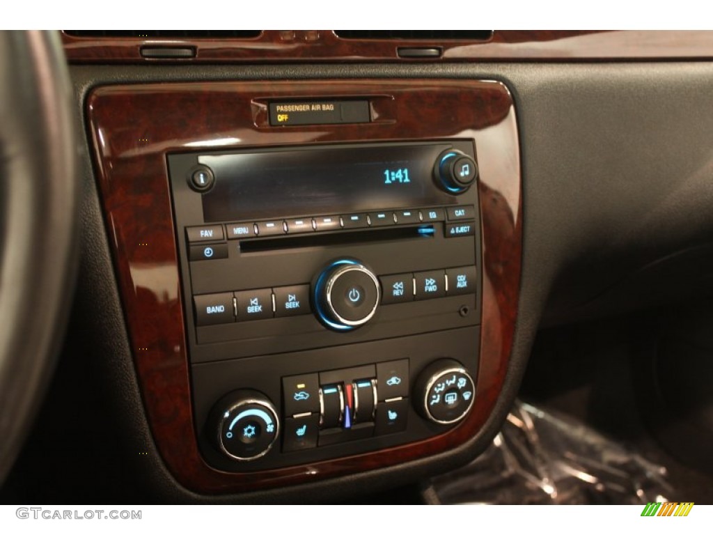2007 Chevrolet Impala LT Controls Photo #76983769