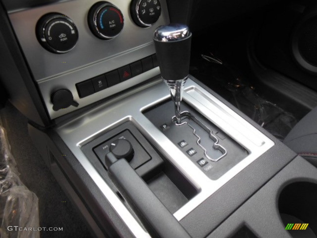 2011 Dodge Nitro Detonator 4x4 Transmission Photos