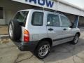Silverleaf Metallic - Tracker LT 4WD Photo No. 8