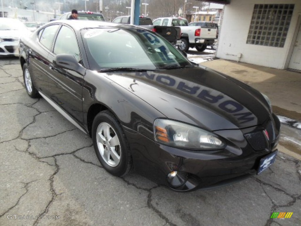 2008 Grand Prix Sedan - Dark Mocha Metallic / Ebony photo #2